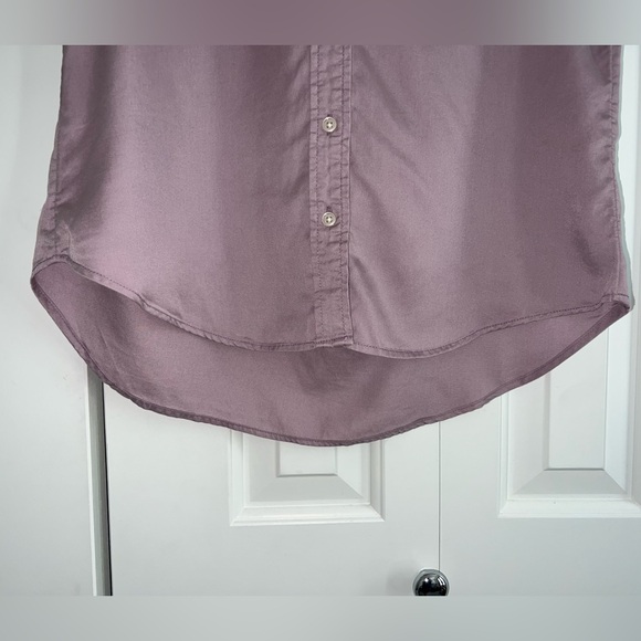 Short-Sleeve Button-Down Shirt in Dusty Mauve - Picture 3 of 5